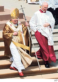 Papal shoes 2.jpg
