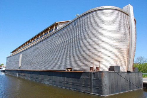 noahs-ark_replica.jpg