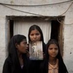 Asia-Bibi-daughters-pose-with-pictures-of-her-150x150.jpg