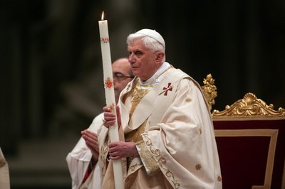 Pope+Benedict+XVI+Celebrates+Easter+Vigil+md7OPC_jPHTl.jpg