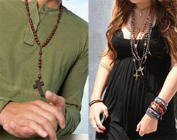 Wearing_rosary_as_jewelry_CNA_US_Catholic_News_10_13_10.jpg
