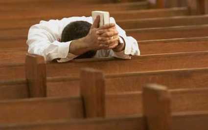 man+praying+in+church.jpg
