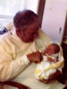 Daddy with newborn Nathan in hospital