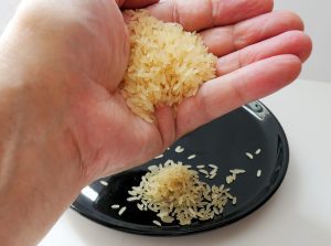handful-of-rice-2380797_1920