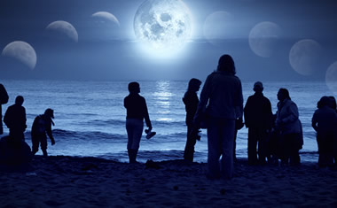 Learn about the Astrology phases of the Moon at Tarot.com