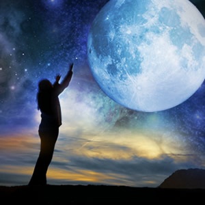 Read more about the August 2012 Blue Moon by Maria DeSimone at Tarot.com