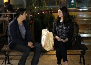 Annie (Casey Wilson) and Jake (Ken Marino) star in "Marry Me." (NBC)