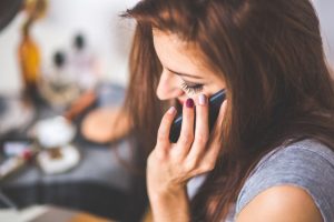 person-woman-hand-smartphone