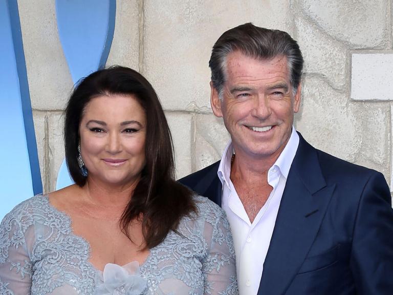 Pierce Brosnan Ts Wife 60 Roses For Her 60th Birthday Forever Happy And Blessed 