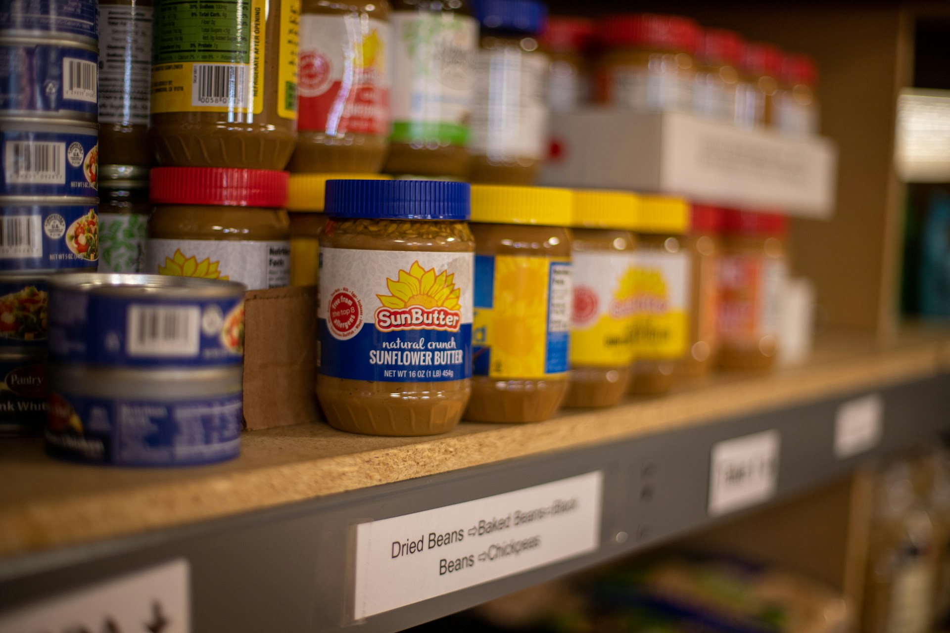 Food banks shelves of peanut butter