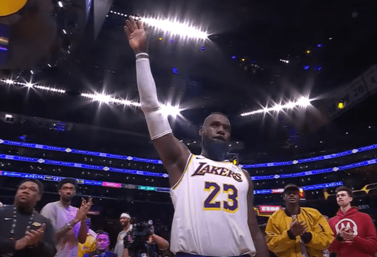 LeBron James Becomes First Player to Score 40,000 Points in NBA History